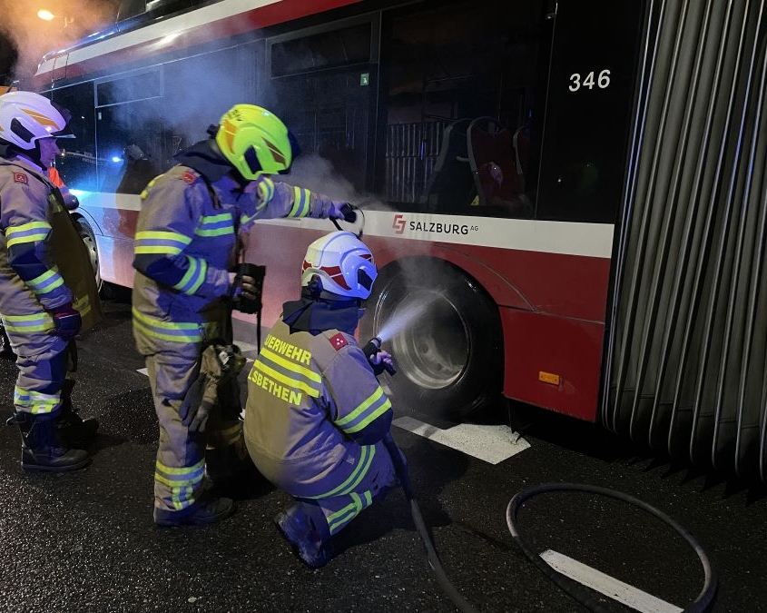 Fahrzeugbrand Salzburg Süd