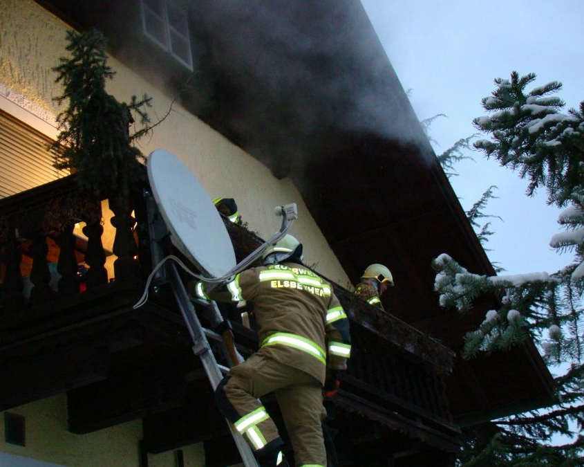 Wohnhausbrand Mayr-Melnhof Weg