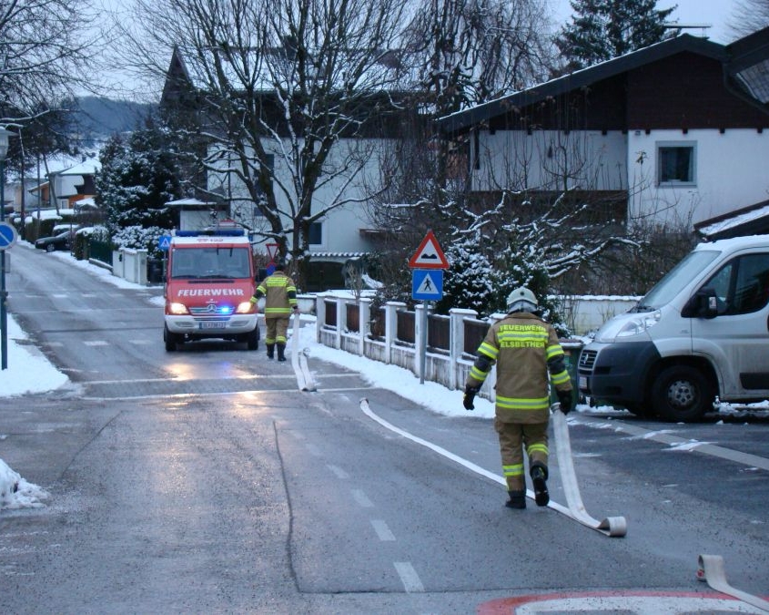 Wohnhausbrand Mayr-Melnhof Weg