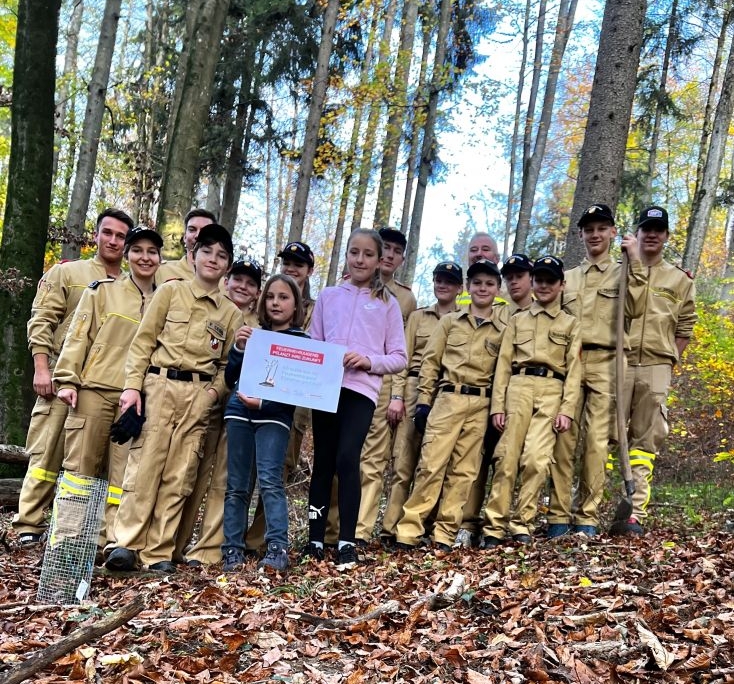 Baumpflanzaktion der Feuerwehrjugend