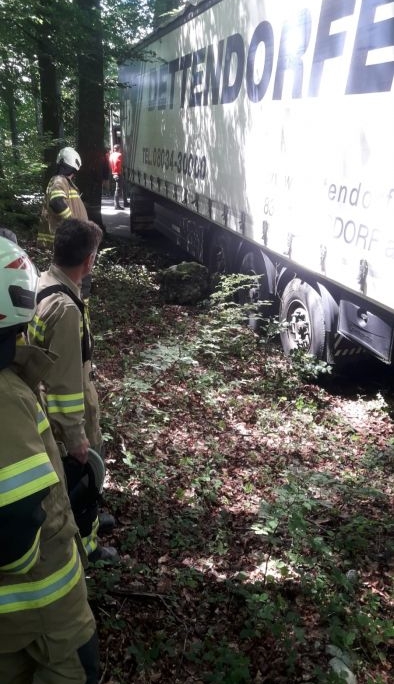 LKW Bergung in Gfalls