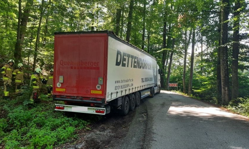 LKW Bergung in Gfalls